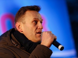 Der Spiegel: следы яда нашли на бутылке, из которой предположительно пил Навальный