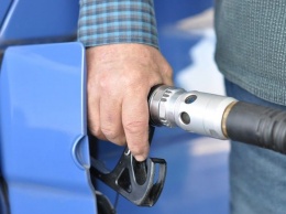 Двое новокузнечан пытались похитить топливо с транспортного предприятия