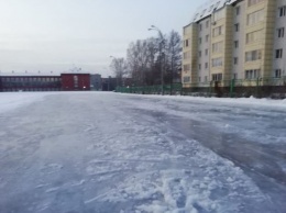 400-метровая конькобежная дорожка откроется для всех желающих в Кемерове