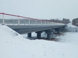 Через реку в Мазановском районе открыли мост