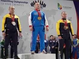 Кузбасский спортсмен Дмитрий Инзаркин в третий раз стал чемпионом мира по пауэрлифтингу