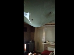 Новокузнецкую многоэтажку затопило после подачи отопления
