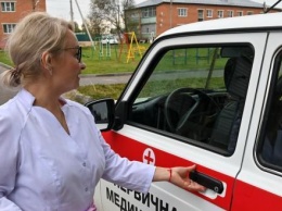 Служебный автомобиль получил фельдшер ФАПа в Малоярославецком районе