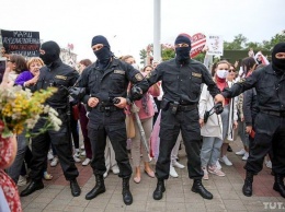 Оппозиционный совет Белоруссии призвал силовиков снять маски