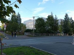 На Древлянке стерли пешеходный переход у школы: ситуацию прокомментировали в ГИБДД и мэрии