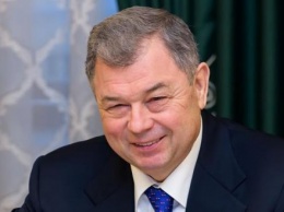 Анатолий Артамонов остался сенатором от Калужской области