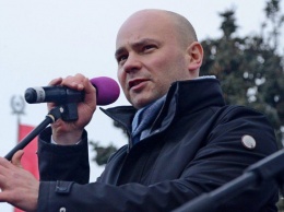 Полицейские задержали российского оппозиционера Пивоварова сразу после освобождения из-под ареста