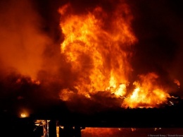 В Черняховске при пожаре в заброшенном здании пострадал человек