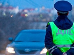 В Калуге подозрительный водитель попался с наркотиками