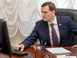 Алтайский депутат обсудил с Онищенко ситуацию о школьном питании