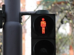 Ночью в Барнауле сбили женщину, переходившую улицу на красный сигнал светофора