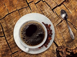 Ученые объяснили, почему нельзя начинать утро с чашки кофе