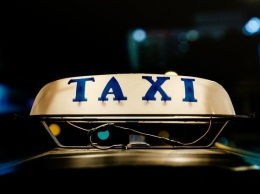 Кузбасский таксист избил пассажира лопатой