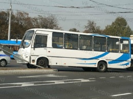 Автобус и троллейбус не поделили главную магистраль Белгорода