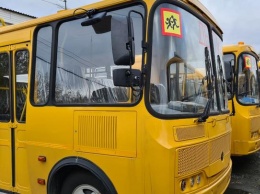 Школы Алтайского края обновляют автобусный парк