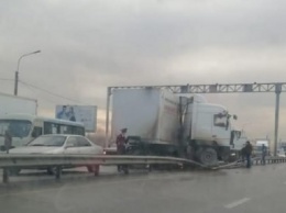 Несколько серьезных ДТП с утра погрузили Барнаул в километровые пробки