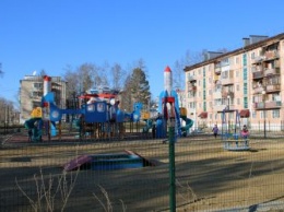 В Циолковском построили детскую площадку