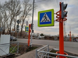 Светофор появился на кемеровском перекрестке с улицей Нахимова