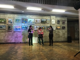 В Ялтинском центре культуры открылась выставка картин