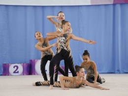 Юные спортсменки разыграли медали сахалинского первенства по эстетической гимнастике