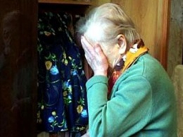 В Приамурье 91-летнюю бабушку обокрал молодой родственник