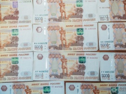 Телефонный мошенник обокрал кузбассовца на 700 000 рублей