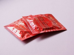 Кузбассовец украл презервативы ради развлечений с приятелем