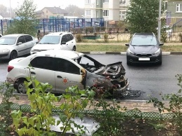В Белгороде сгорела машина экс-депутата в областную думу
