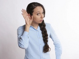 Российский эксперт рассказала о связанном со слухом нередком признаке COVID-19