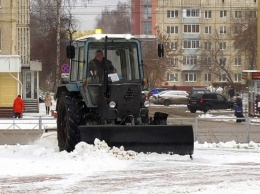 117 единиц техники и 261 рабочий вышли сегодня на уборку Кемерова