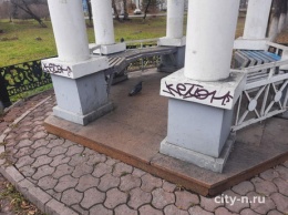 Вандалы изуродовали мемориальный комплекс в Новокузнецке