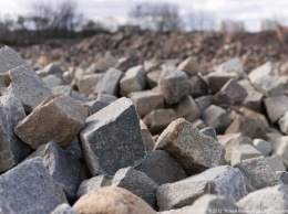 Власти Калининграда решили отдать областному УМВД 32 тонны брусчатки