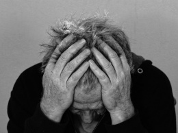 "Утомляемость и головная боль": онколог из РФ рассказал о признаках рака головного мозга