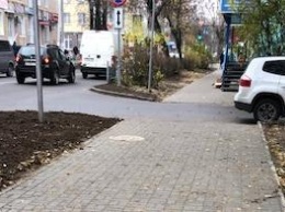 В Калуге на улице Энгельса восстановили тротуар