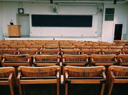 Студенты МГУ подадут в суд из-за дистанционного обучения
