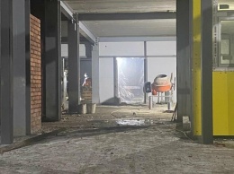 Физкультурно-оздоровительный комплекс в Медвежьегорске не успевают построить в срок