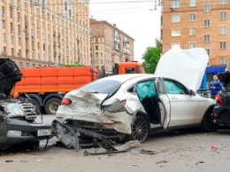 Российские страховщики рассказали об авариях с участием самых дорогих машин