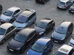 В ФНС опровергли информацию о повышении налога на автомобили