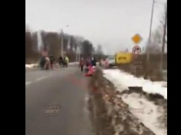В Калужской области водитель высадил первоклассников посреди дороги