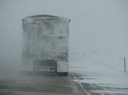 Кемеровские власти осуществят запрет на движение большегрузов в снегопады