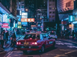 Такси без водителей стали ездить по улицам города в Китае