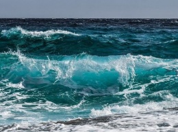 Спасатели вытащили из моря закалявшуюся 16-летнюю жительницу Сочи