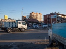 Парковку возле ВДНХ в Благовещенске закроют для тяжелых грузовиков