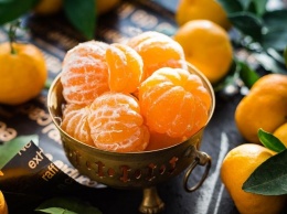 Иммунолог предупредил россиян о ложной аллергии на мандарины и шоколад