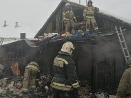 В Барнауле произошел пожар в двухквартирном доме