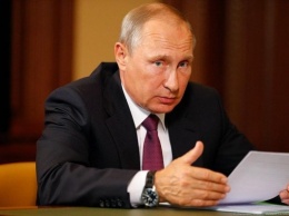 Путин: привязка выплат медикам к отработанным часам в «красной зоне» более справедлива