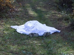 В Симферополе нашли разложившийся труп мужчины, завернутый в одеяло
