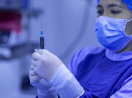 Минздрав РФ рекомендовал не вакцинироваться перенесшим COVID-19 людям