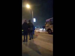 Два человека погибли при столкновении такси и маршрутки в Кемерове