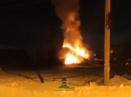 Сильный пожар тушили в Барнауле вечером 27 декабря